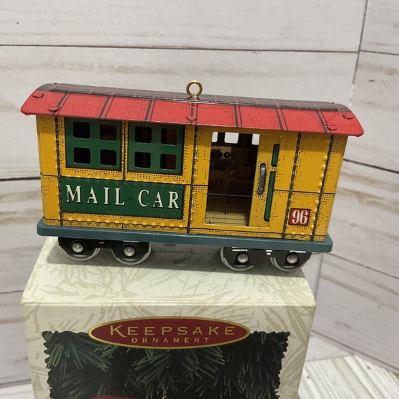 Hallmark Keepsake Yuletide Central Train- Pressed Tin #2 #3 #4 #5 - Picture 16 of 16
